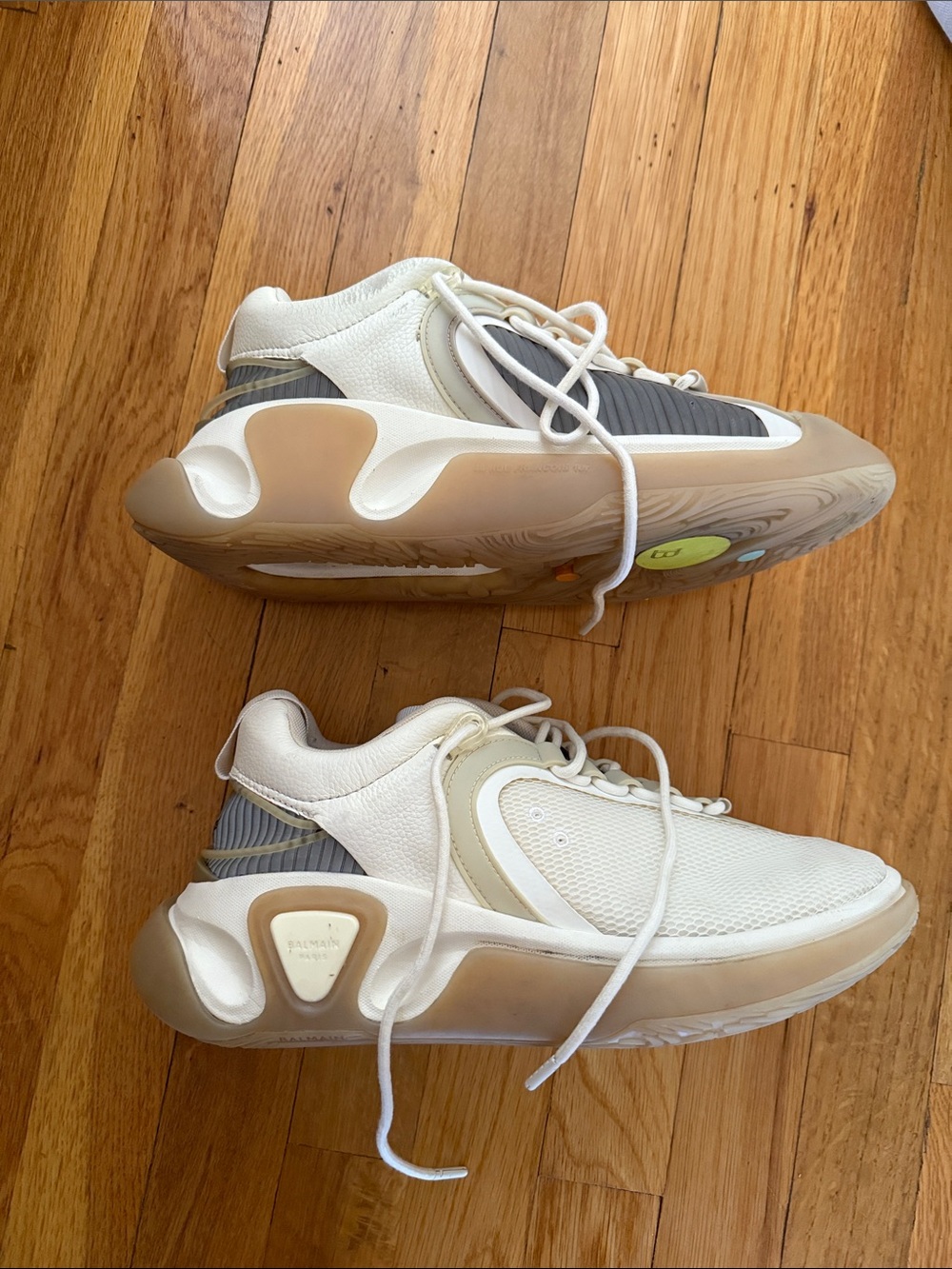 Balmain Cream and Tan Men's Sneakers